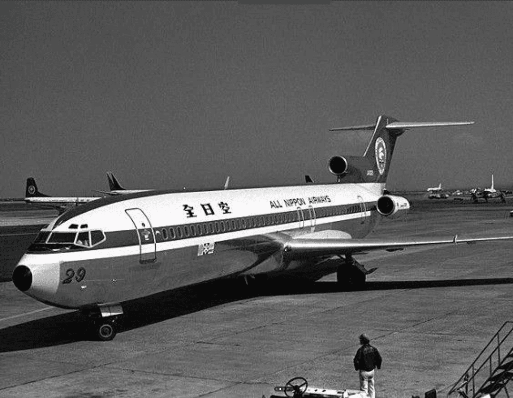 Крушение Boeing 727 над Японией