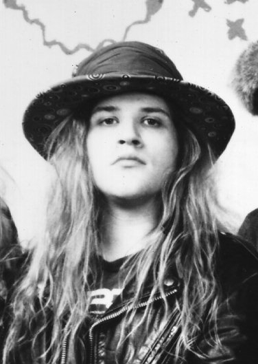 Эндрю Вуд (Andrew Wood)